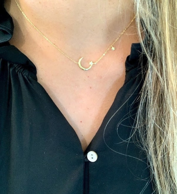 925 Sterling Silver Small Dainty Crescent Moon Minimal Earring 925 Sterling Silver Small Dainty Crescent Moon Minimal Earring