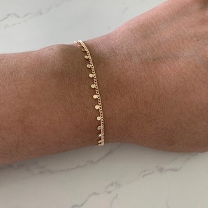 Discs Chain Bracelet, Dainty Satellite Discl Bracelet, Discs Bracelet, Cuban Link Bracelet, Dainty Bracelet, Arm Candy, Gold filled