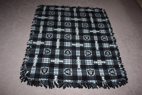 Las Vegas (Oakland) Raiders Double-Thick Fleece Bedspread/Blanket/Throw - 67"x57"