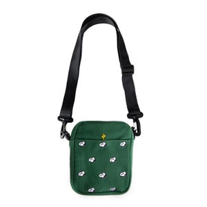 3P4 x Peanuts® - Sac à bandoulière brodé Snoopy (Forêt)