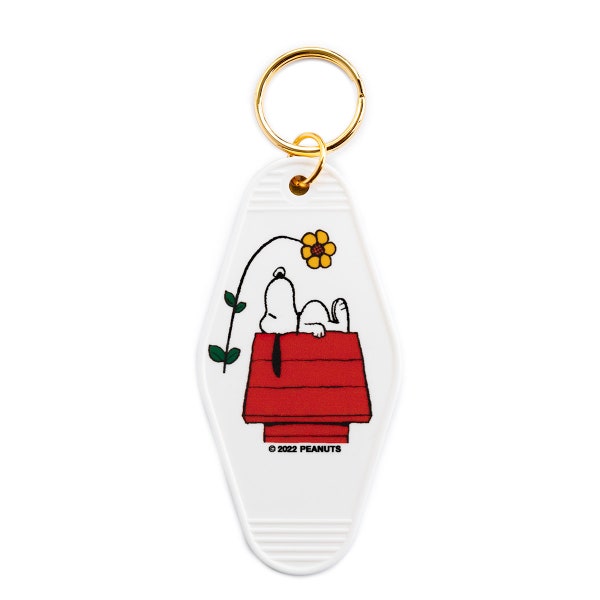 Trois pommes de terre Quatre x cacahuètes® - Snoopy Doghouse Flower Key Tag