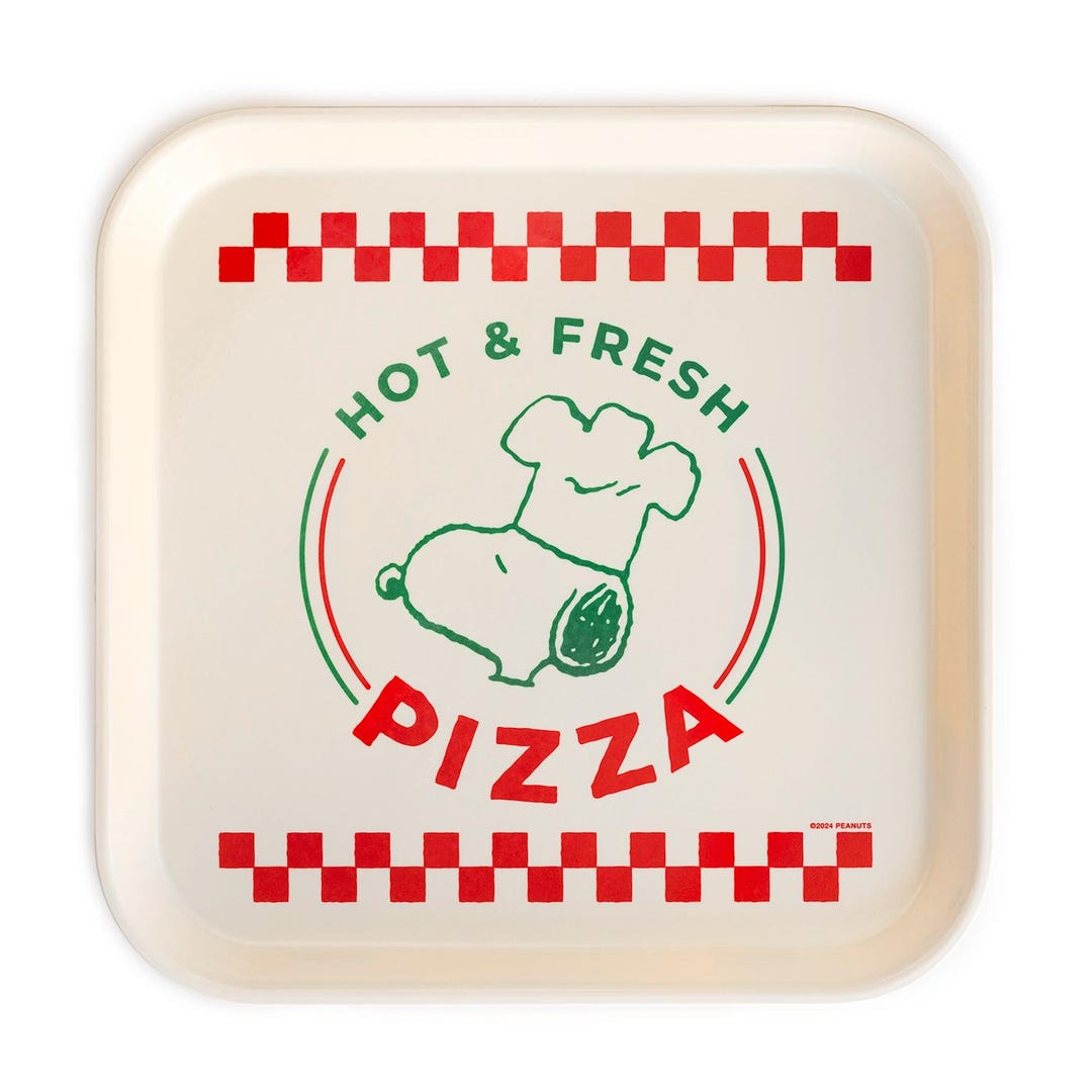 3P4 X Peanuts® - Snoopy Pizza Tray - Etsy