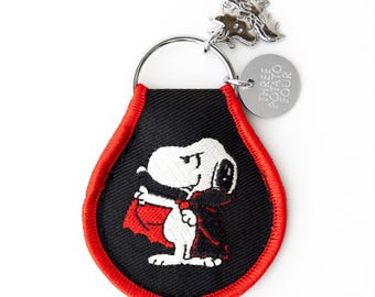 3P4 x Peanuts® Halloween - Snoopy Dracula Patch Keychain