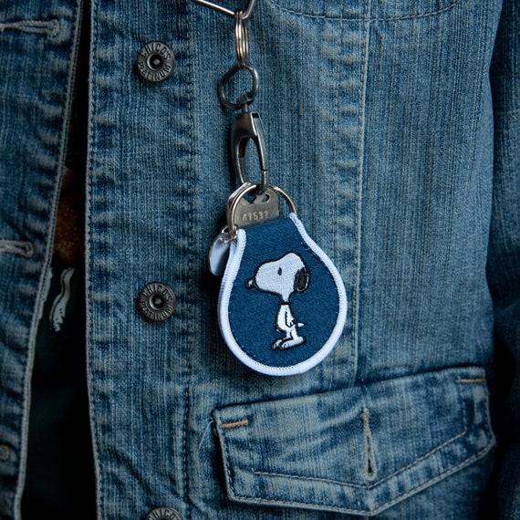 Coach snoopy keychain deals