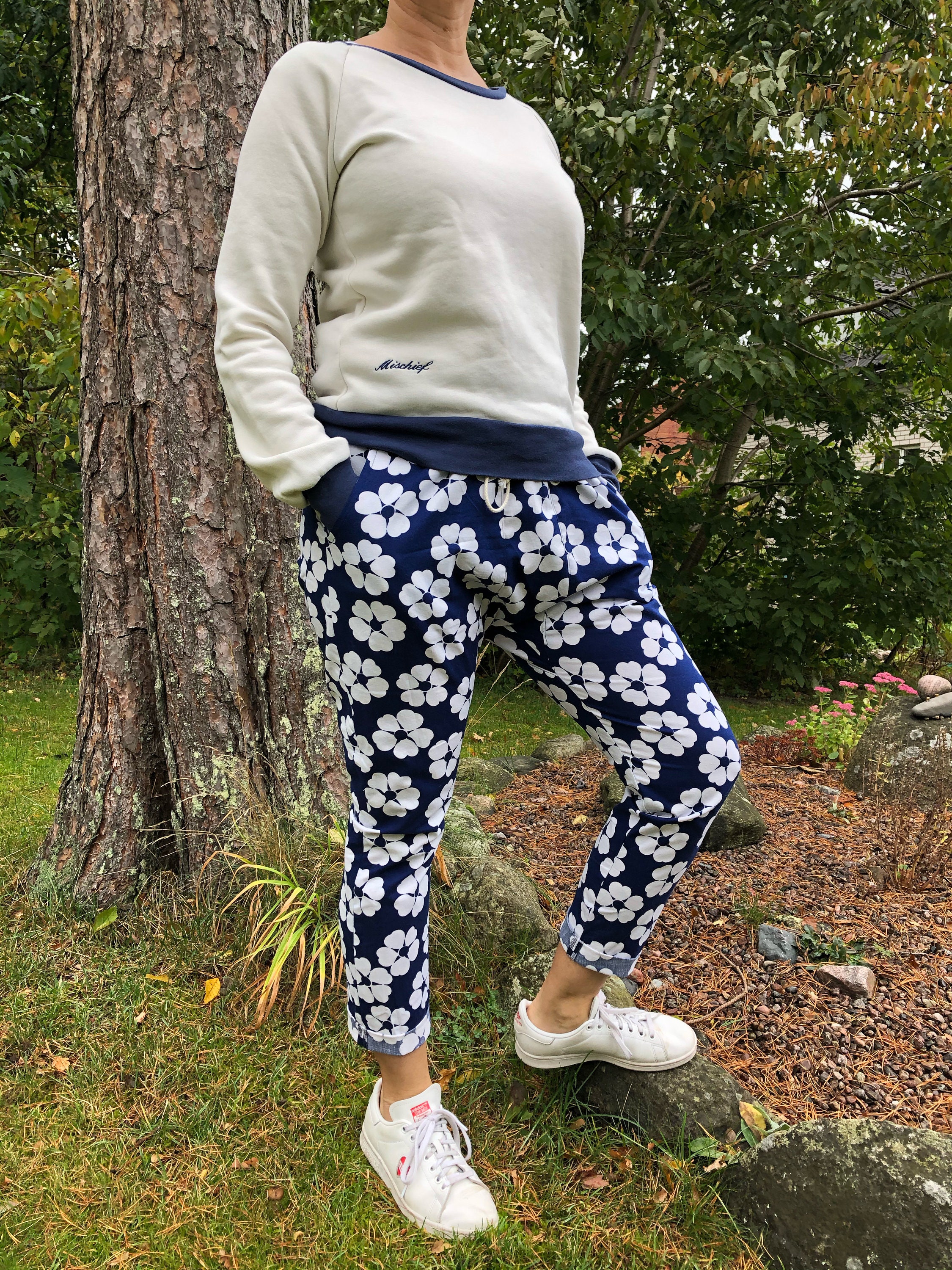 Woman drop crotch pants sewing pattern