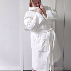 Men and women bathrobe pdf sewing pattern, hooded robe, kimono robe, housecoat, dressing grown, unisex robe, teen bathrobe, instant download image 2