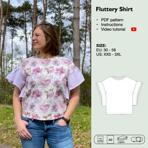 Könnte beinhalten: Ein Schnittmuster für ein flatterndes Shirt mit Blumenmuster. Das Schnittmuster beinhaltet Anleitungen und ein Video-Tutorial. Die Größen reichen von EU 30-56 und US XXS-3XL.