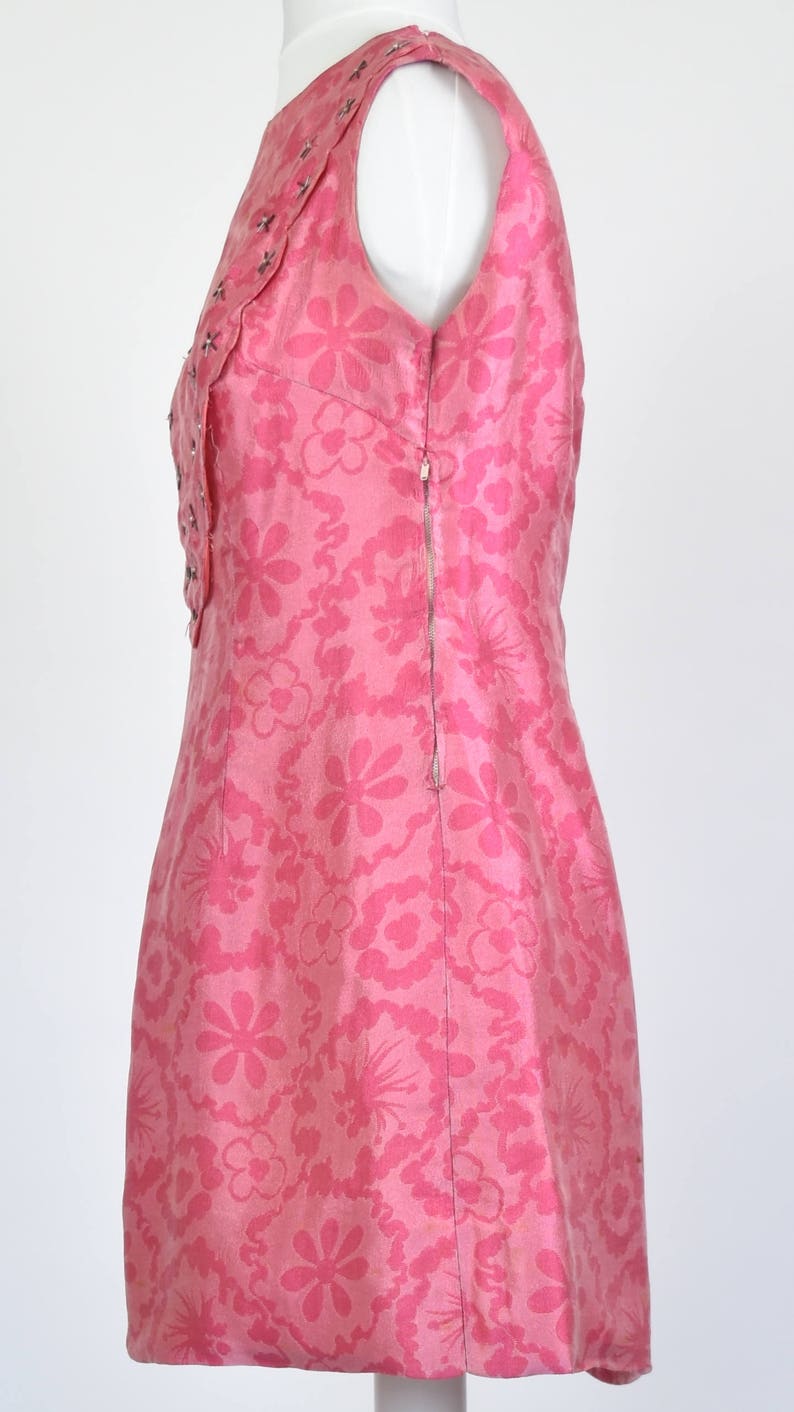 Vintage size 12 1960s two tone pink floral brocade mini dress with beaded front