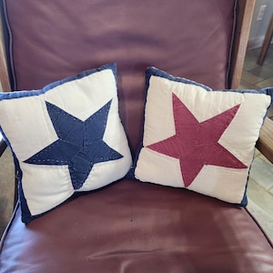 Country style star throw pillows
