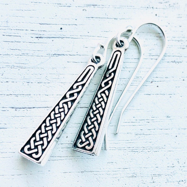 Celtic Knot triangle earrings / Silver Celtic Braid earrings / Irish earrings / Eternal Knot earrings / Infinity Knot earrings /Celtic Braid