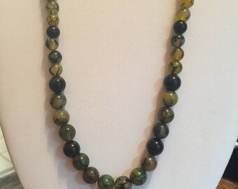 Collier Semi Précieux Onyx et Vert Dragon Vein 18 » De Long