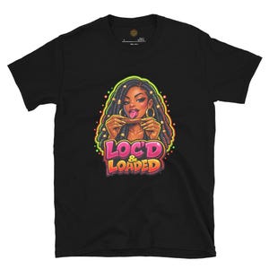Fifth Degree™ Loc'd & Loaded Black Queen Dreadlocks Dam Flickor Rolig Weed T-shirt