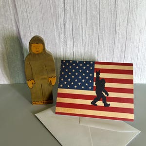Tarjeta de notas patrióticas de Pie Grande, tarjeta de notas de Sasquatch de EE. UU., tarjeta de notas de críptidos, tarjeta de notas de Pie Grande de la Paz, tarjeta de notas para toda ocasión, tarjeta de agradecimiento