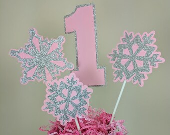 Winter Onederland Centerpiece, Winter Onederland Decorations, Snowflake Centerpiece, Winter Onederland Party, Winter Wonderland