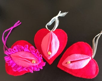 Make your own felt Vulva Valentine decoration (instructions)