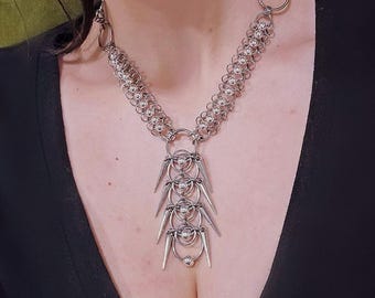 Kolczasta srebrna stal nierdzewna Cyberpunk Centipede Chainmaille | Oryginalne srebrne koraliki Ręcznie robiona biżuteria Punk/Alt