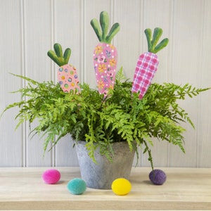 Spring Collection: S/3 Elegant Carrots Metal Outdoor or Indoor Stake image 3