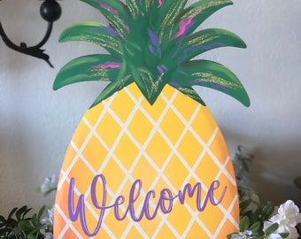 Welcome Pineapple Metal Outdoor Stake; Summer Door Wreath