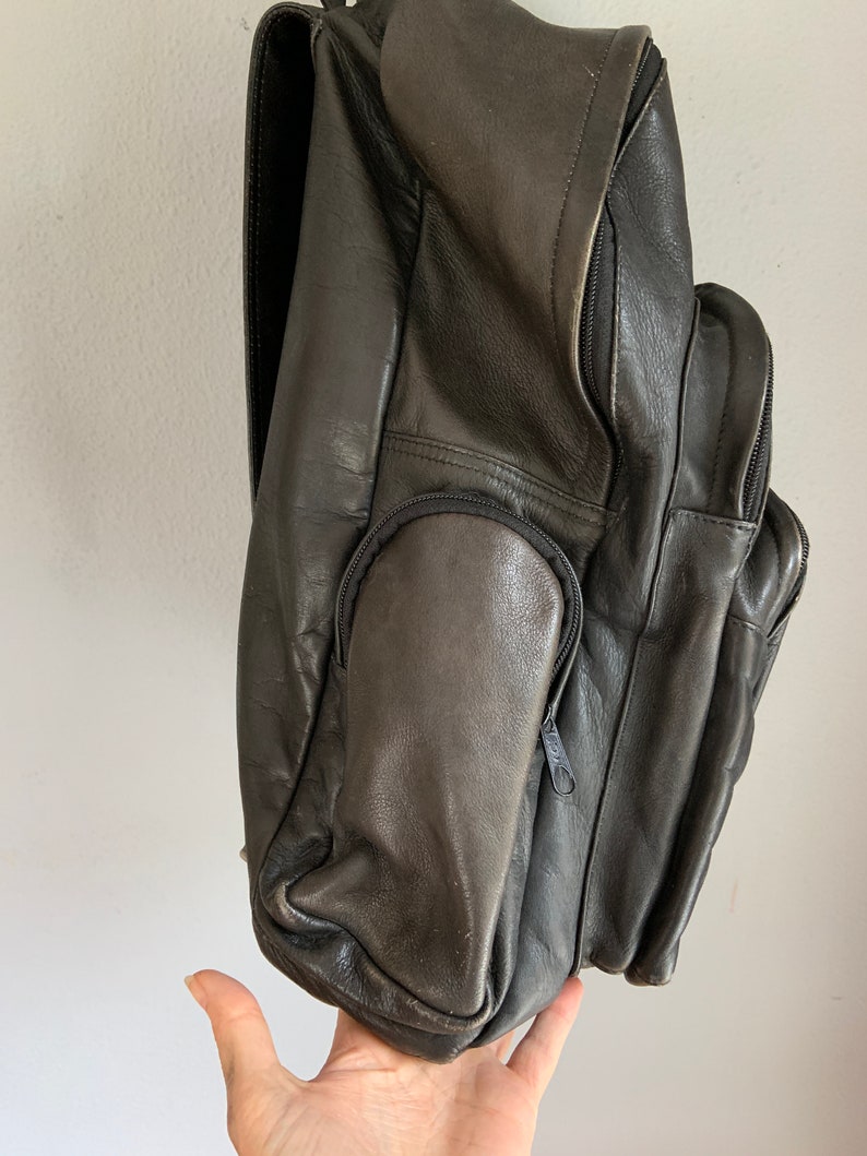 unisex scuffed burgundy interior masculine made in Canada Vintage black leather backpack thick leather organic lived in look