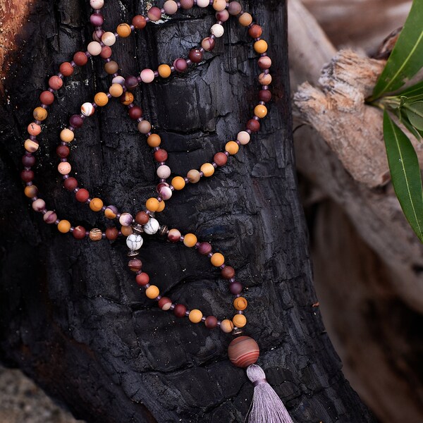 Mookait Jaspis + Howlith + Achat spirituelle Mala, Gebetsperlen, Heilung Yoga, Quaste, Schmuck, Balance, Liebe, Guru Perlen, Om, Namaste