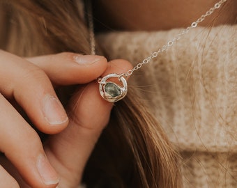 December Moment Necklace