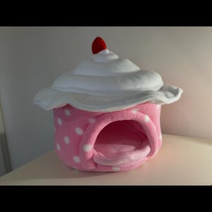 Meerschweinchen Rosa Fleece Cupcake Hausbett
