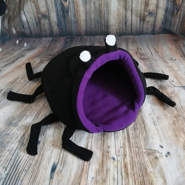 Halloween Themed Guinea Pig Fleece Spider Bed