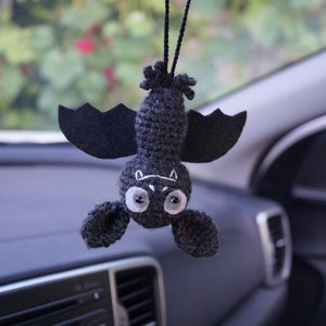 Bat car rearview, cute bat accessories, mirror hanging charm, rear view mirror, kawaii bat plush, crochet car hanging, bat mirror hanging