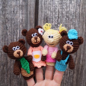 Goldilocks and Three Bears Finger Puppets: Crochet Storytelling Toys