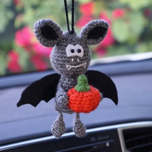 Bat car rearview, cute bat accessories, mirror hanging charm, rear view mirror, kawaii bat plush, crochet car hanging, bat mirror hanging
