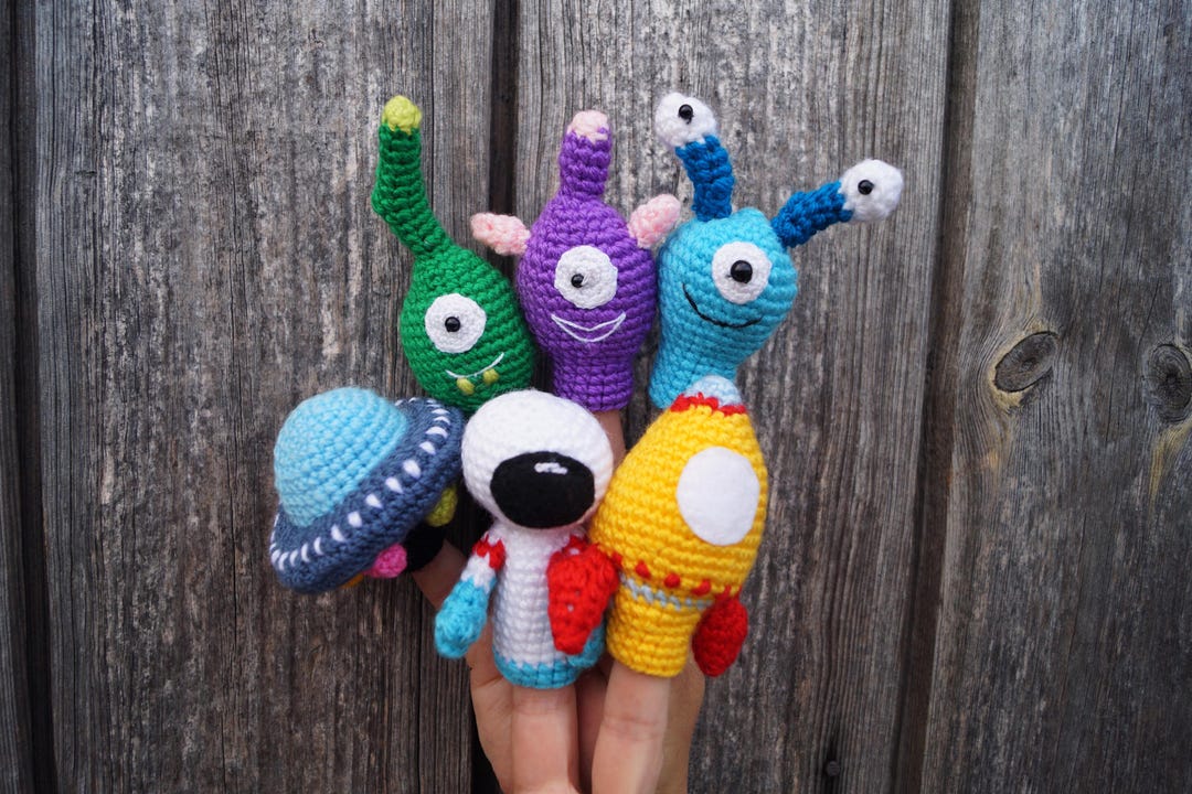 Finger Puppet Set – Space Alien Rocket Astronaut Toys for Kids - Etsy ...