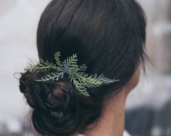 Wedding hair accessories for bride, Greenery hair comb, Greenery wedding bridal accessory, Boho wedding, Evergreen greenery hair piece