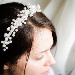 Wedding headband, Bridal Headband, Bridal Hair Accessory, Pearl headband, Wedding hair Accessory, First communion hairpiece, Flower girl image 2