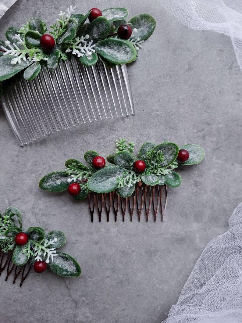 Winter wedding hair accessories for bride, Greenery hair comb, Greenery wedding bridal accessory, Boho wedding, Eucalyptus hair piece image 7