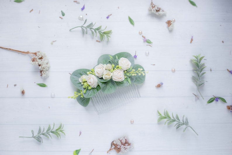 Wedding hair accessory Flower hair comb Greenery hair comb Bridal headpiece Eucalyptus hair comb Greenery headpiece Wedding hair pin