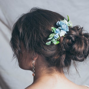 Wedding hair accessories for bride, Dusty blue flower hair comb, Greenery wedding bridal accessory, Boho winter wedding, Greenery hair piece image 8