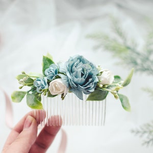 Wedding hair accessories for bride, Dusty blue flower hair comb, Greenery wedding bridal accessory, Boho winter wedding, Greenery hair piece image 4