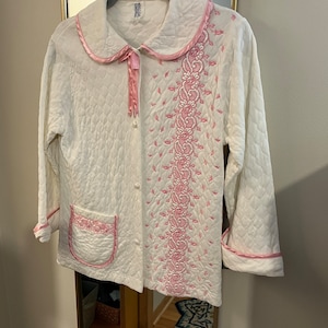 Vintage quilted pajama white and pink pajama set