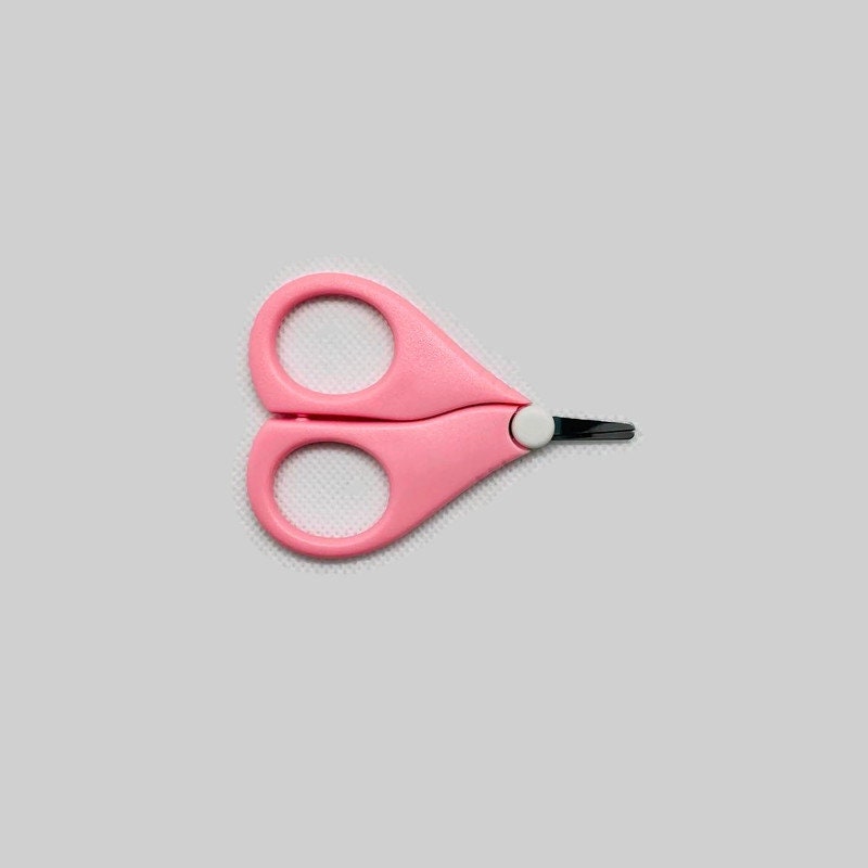 Folding TSA Approved 4 Inch Travel Scissors With Free Pink Velvet