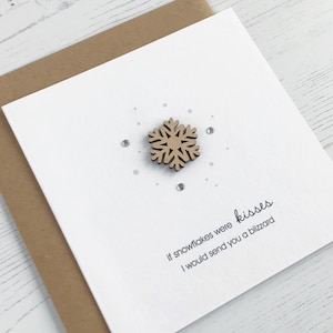 Tarjeta navideña de lujo con copos de nieve / Tarjeta festiva de invierno