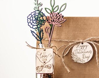 Personalized Wooden Birth Month Flower Bouquet: Valentine's Gift Box