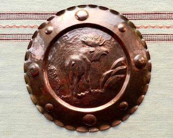 Vintage copper wall plate with moose / Swedish mid-century wall decor