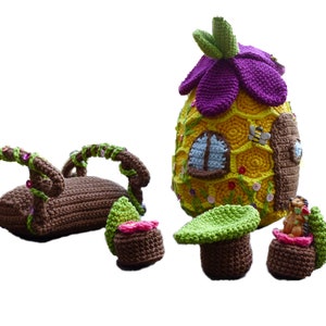 Crochet Pattern doorstop Beehive