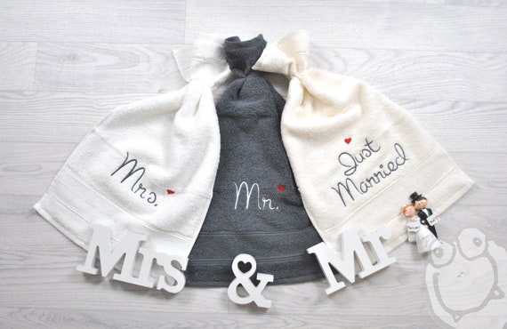 Gästetuch SET Hochzeit Heirat Mitbringsel JUST Mrs Liegetuch Badetuch personalisiert Handtuch Duschtuch MARRIED Mr bestickt Geschenk