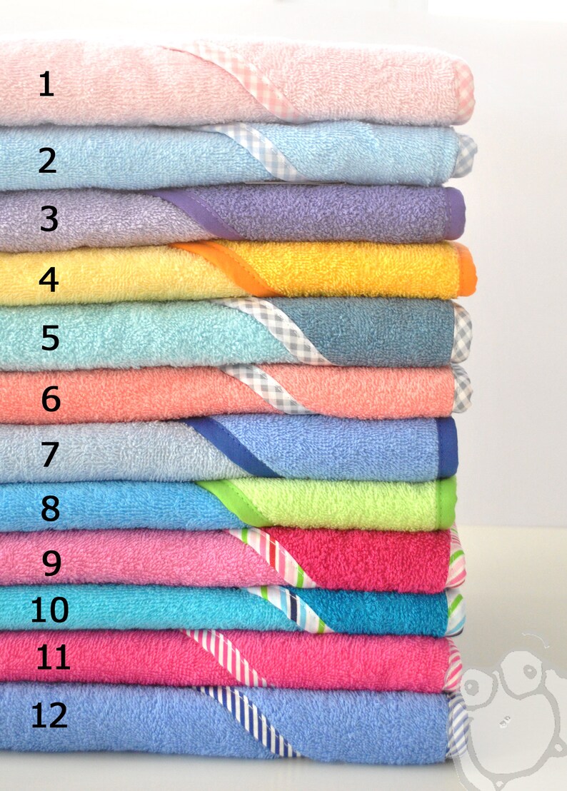 80 Cm Hooded Bath Towel With Name 12 Colors Embroidered Etsy
