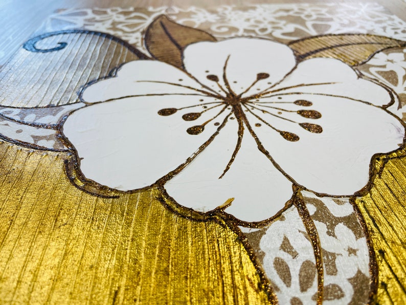 Gold Leaf White Flower Painting, Abstract Acrylic Floral Wall Decor - Etsy