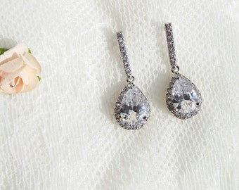 Crystal clear long earrings, CZ bridal earrings, long crystal Earrings, wedding jewelry, zircon earrings, bridal jewellery, crystal earrings