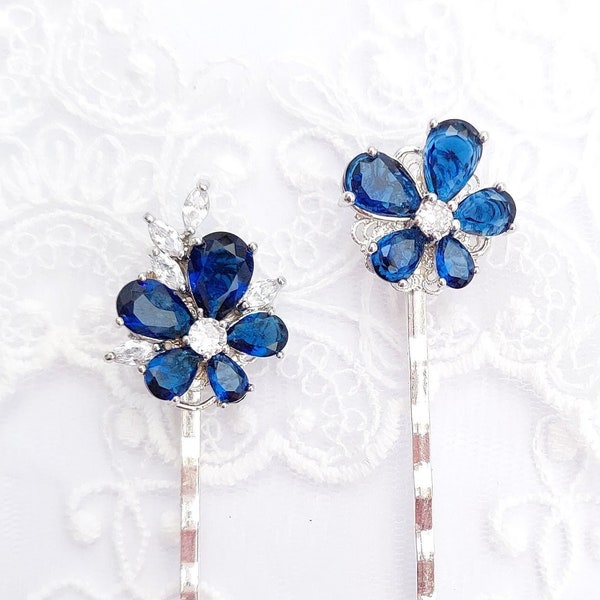 Sapphire blue flowers hair pin set Something blue for bride Two small Swarovski blue flower bobby pins