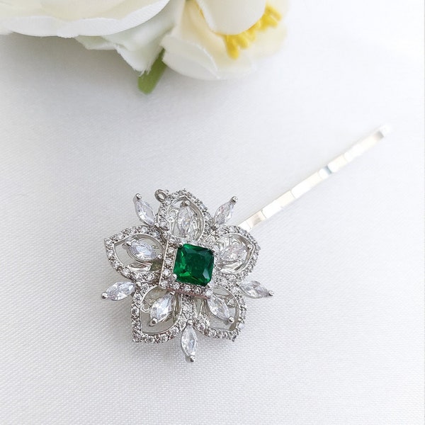 Green Swarovski hair pin Green floral hair clip Emerald Green flower pin Present for bride Green hair slide Christmas gift