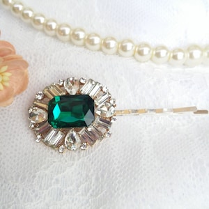 Big crystal green hair pin Emerald green hair pin Green wedding hair piece Green Emerald hair slide Bride emerald green hair clip
